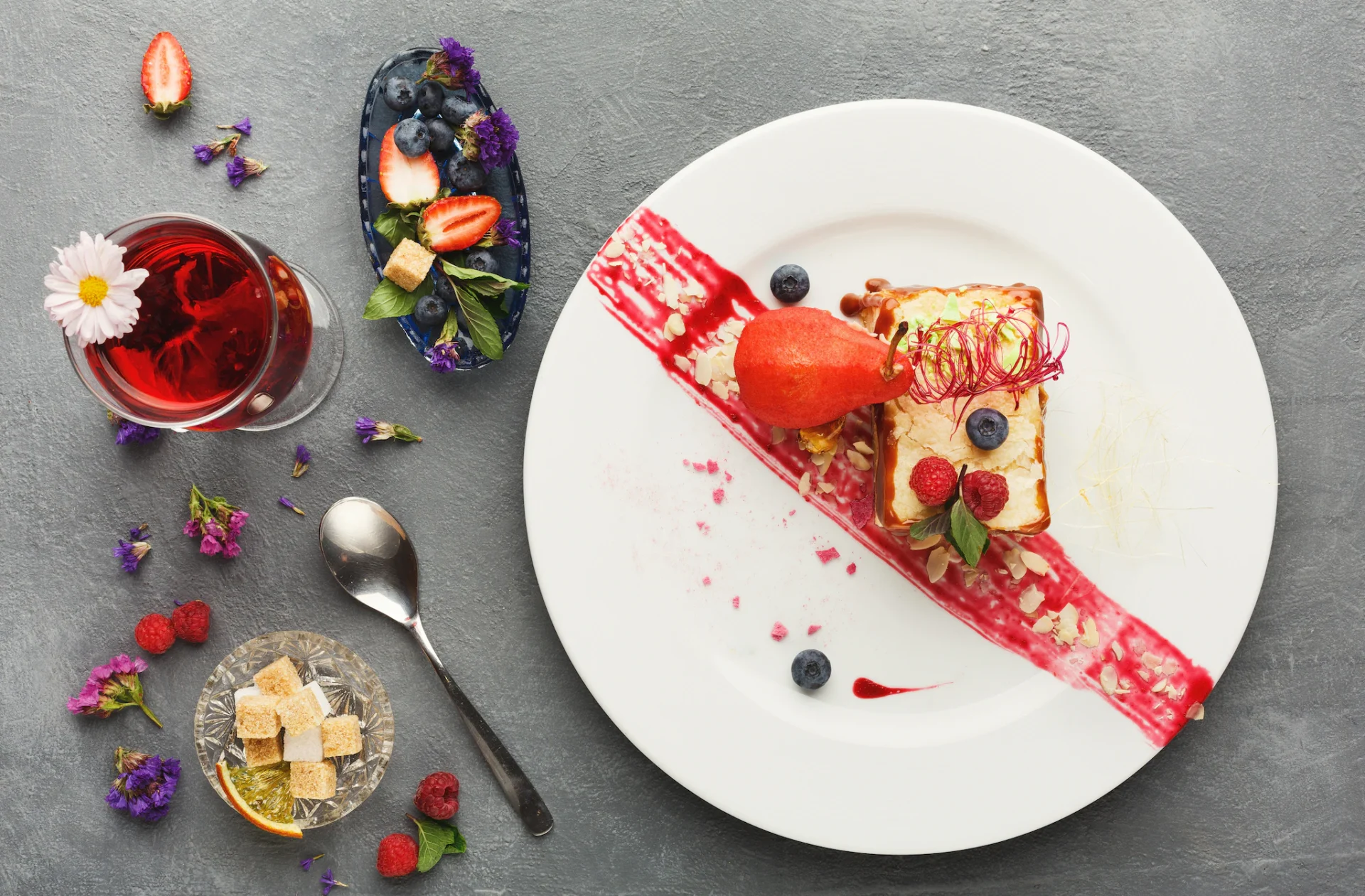 توازن الحواس: كيف يُصمّم الطبق ليُرضي المذاق والملمس معًا؟