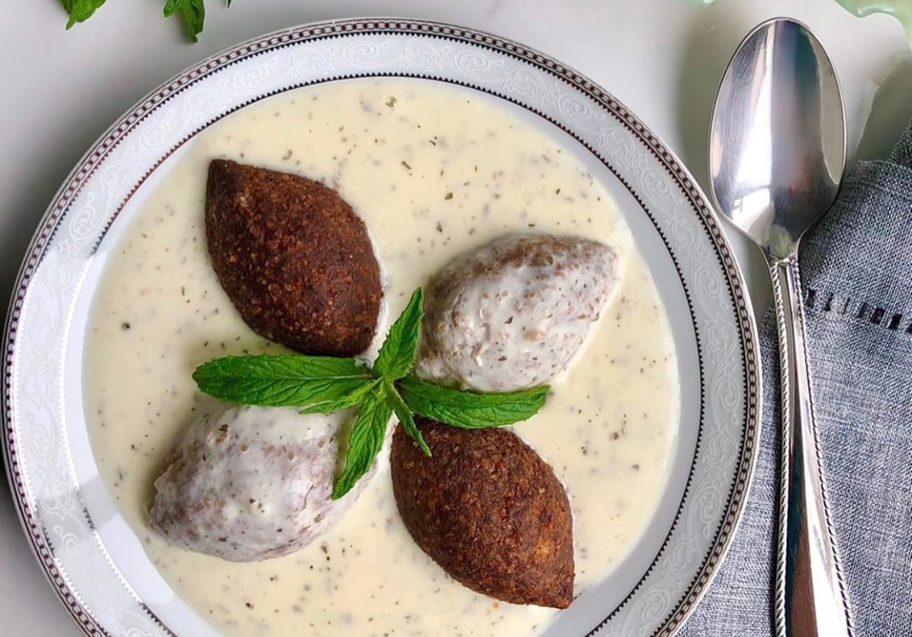 الحكاية التراثية التي تكشف أصل الكبة اللبنية في المطبخ الشرقي