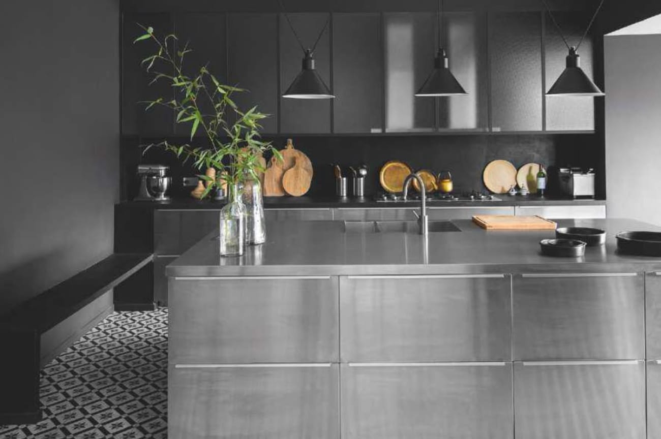 هل تناسب مطابخ الألمنيوم جميع أنماط الديكور الحديثة؟