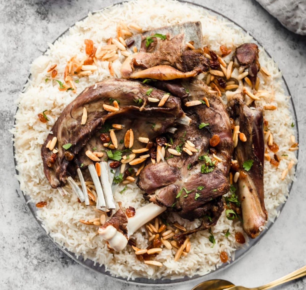 حكايات من التراث تختبئ داخل الأطباق السعودية الشعبية