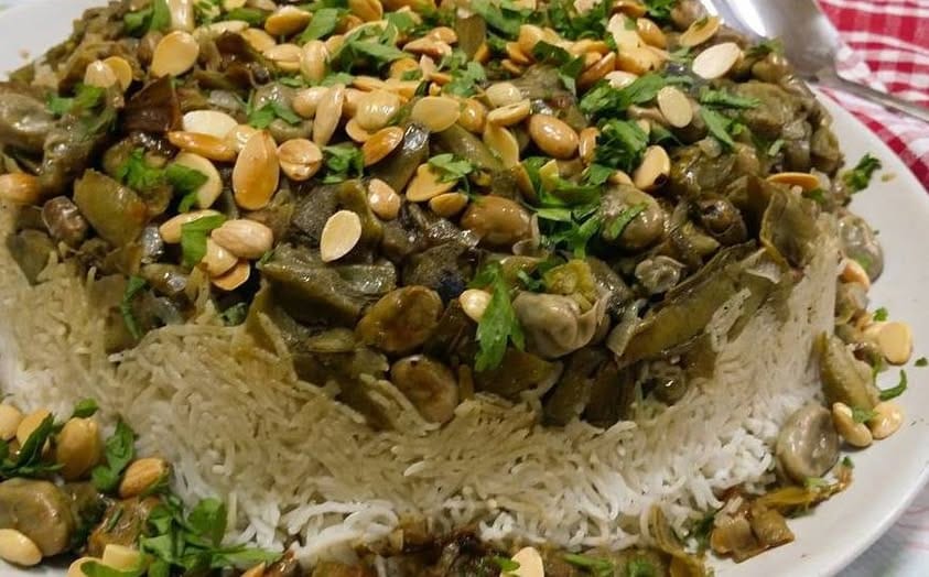 مقلوبة الفول الأخضر: طقس الطهي الربيعي العريق